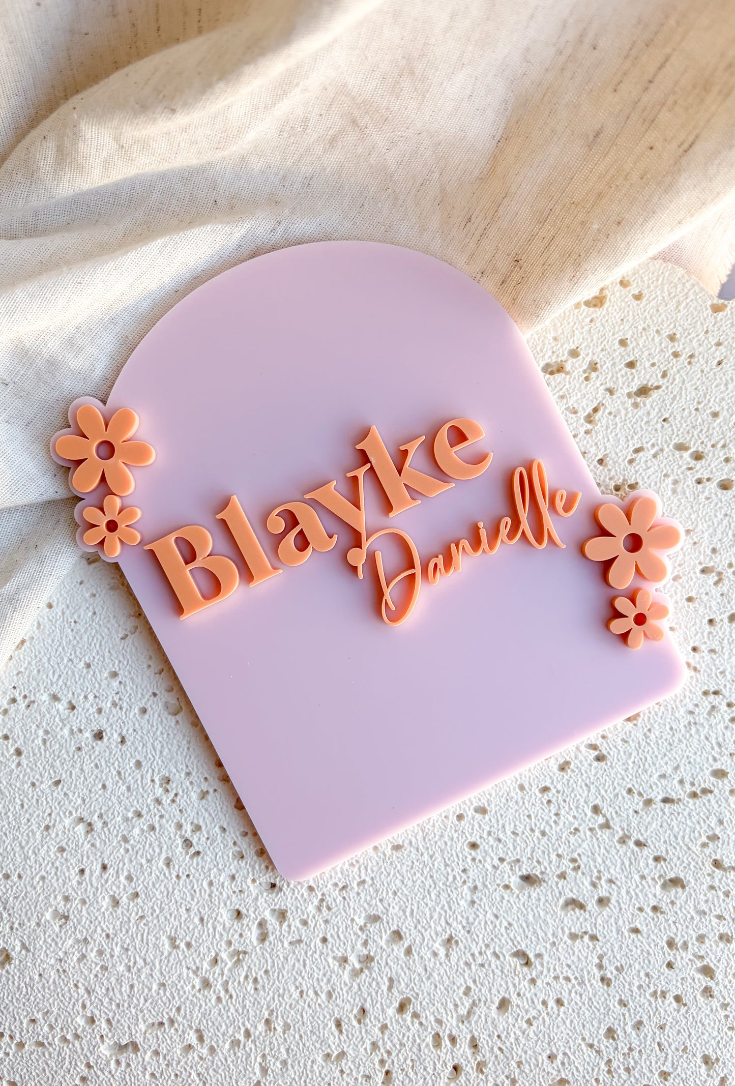 Announcement Plaque - Daisy