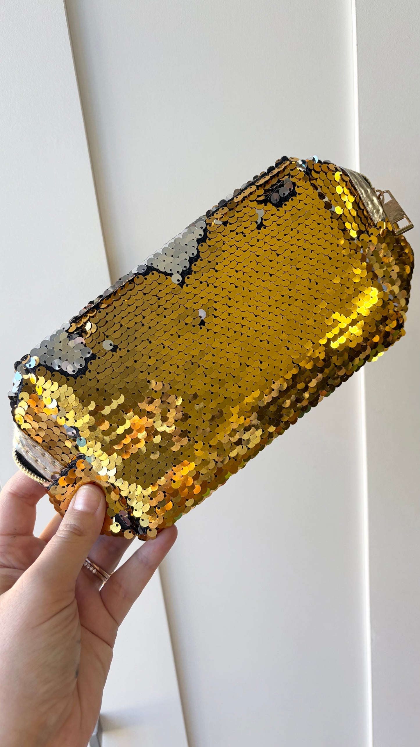 SEQUIN MAKEUP BAG