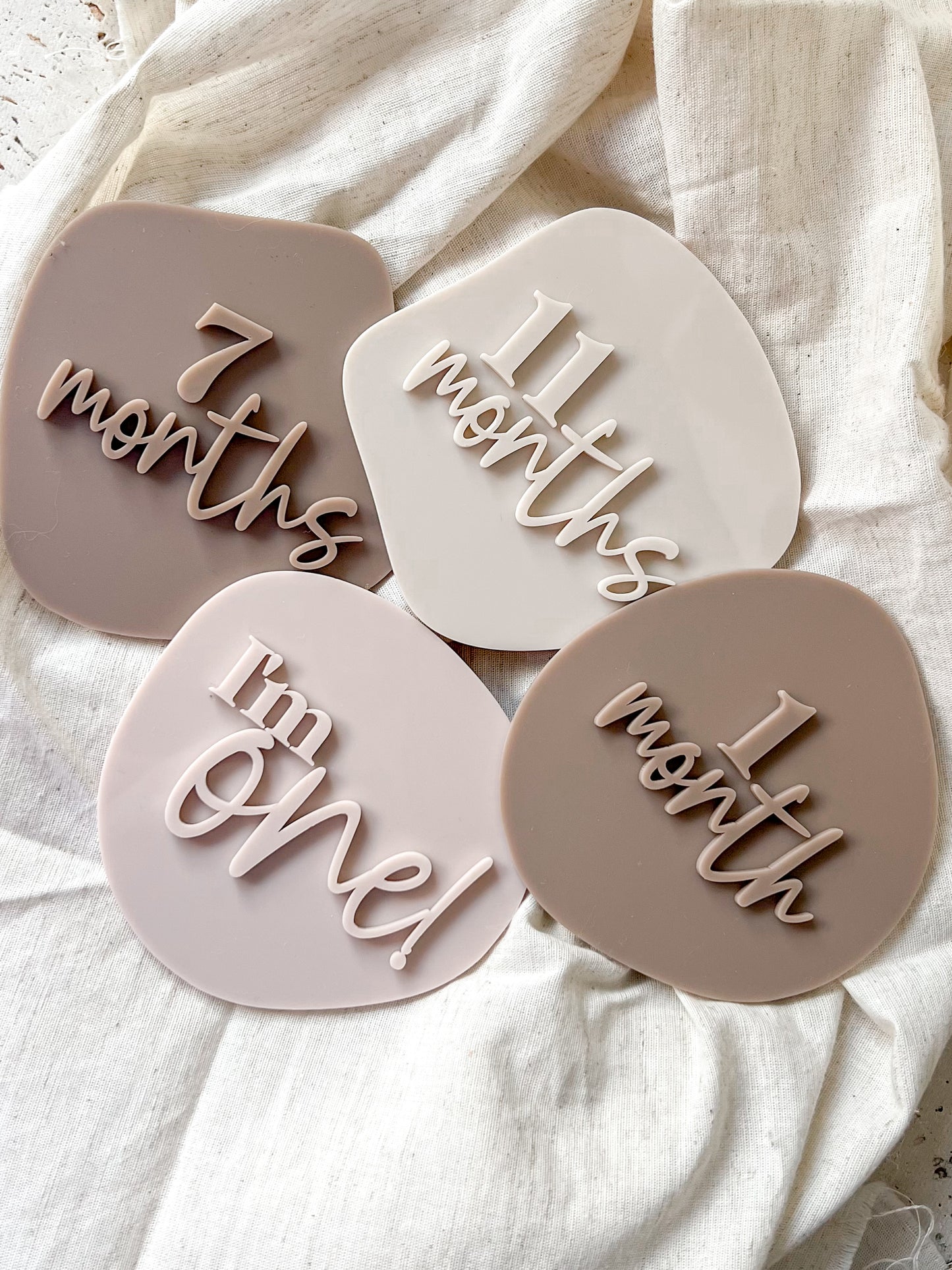 Milestone Plaques - Monochromatic Abstract Shapes (Baby Set)