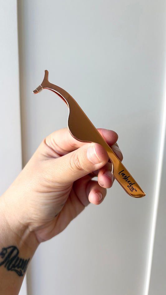 LASH APPLICATOR