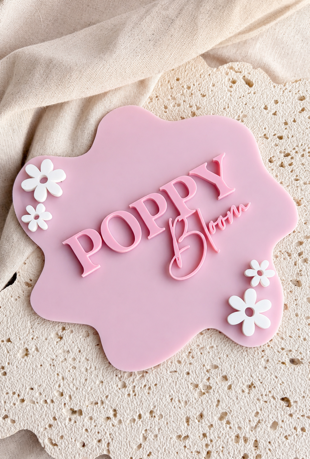 Announcement Plaque - Abstract Daisy